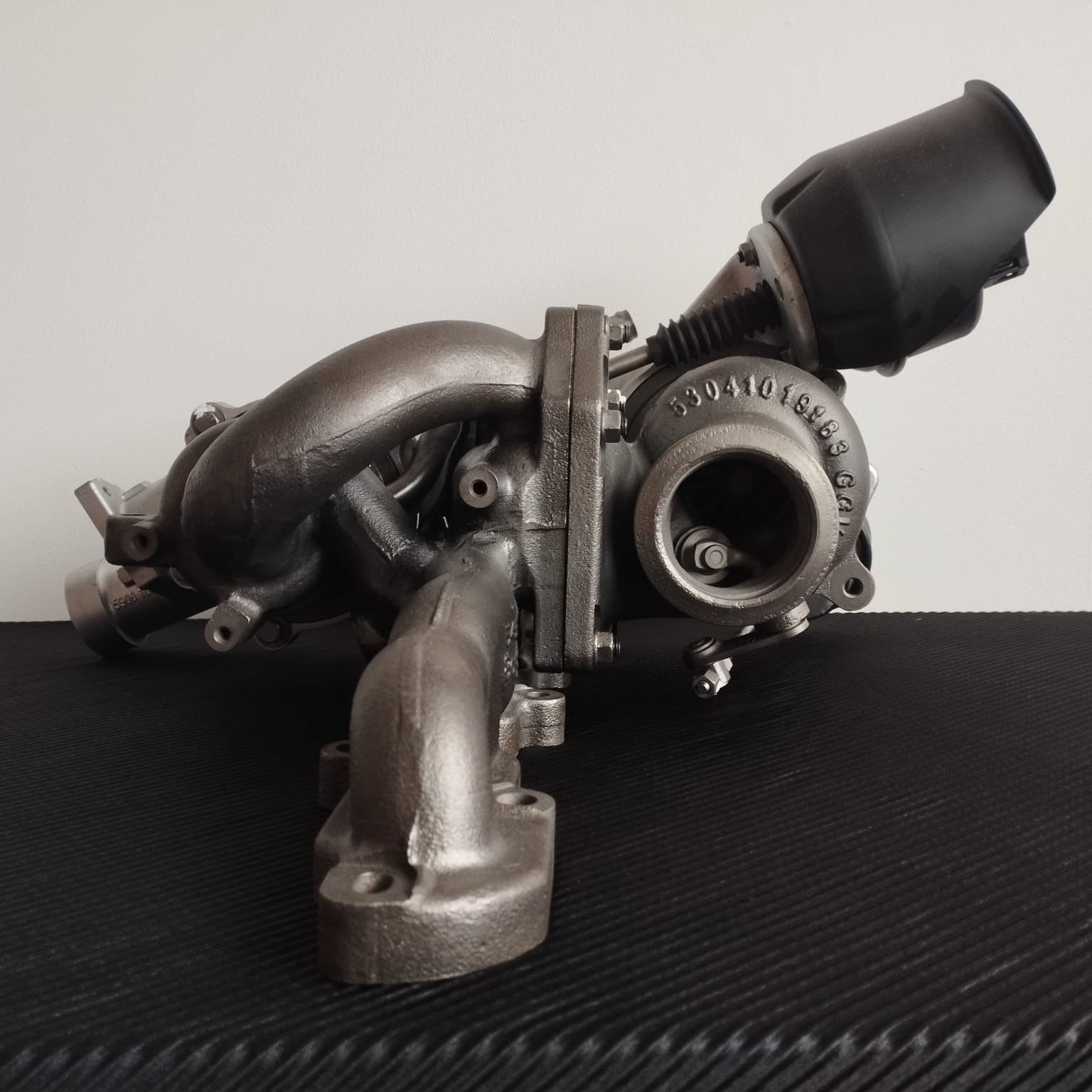 Turbo Volkswagen T5 Transporter 2.0 BiTDI 180 CV 1000-970-0098