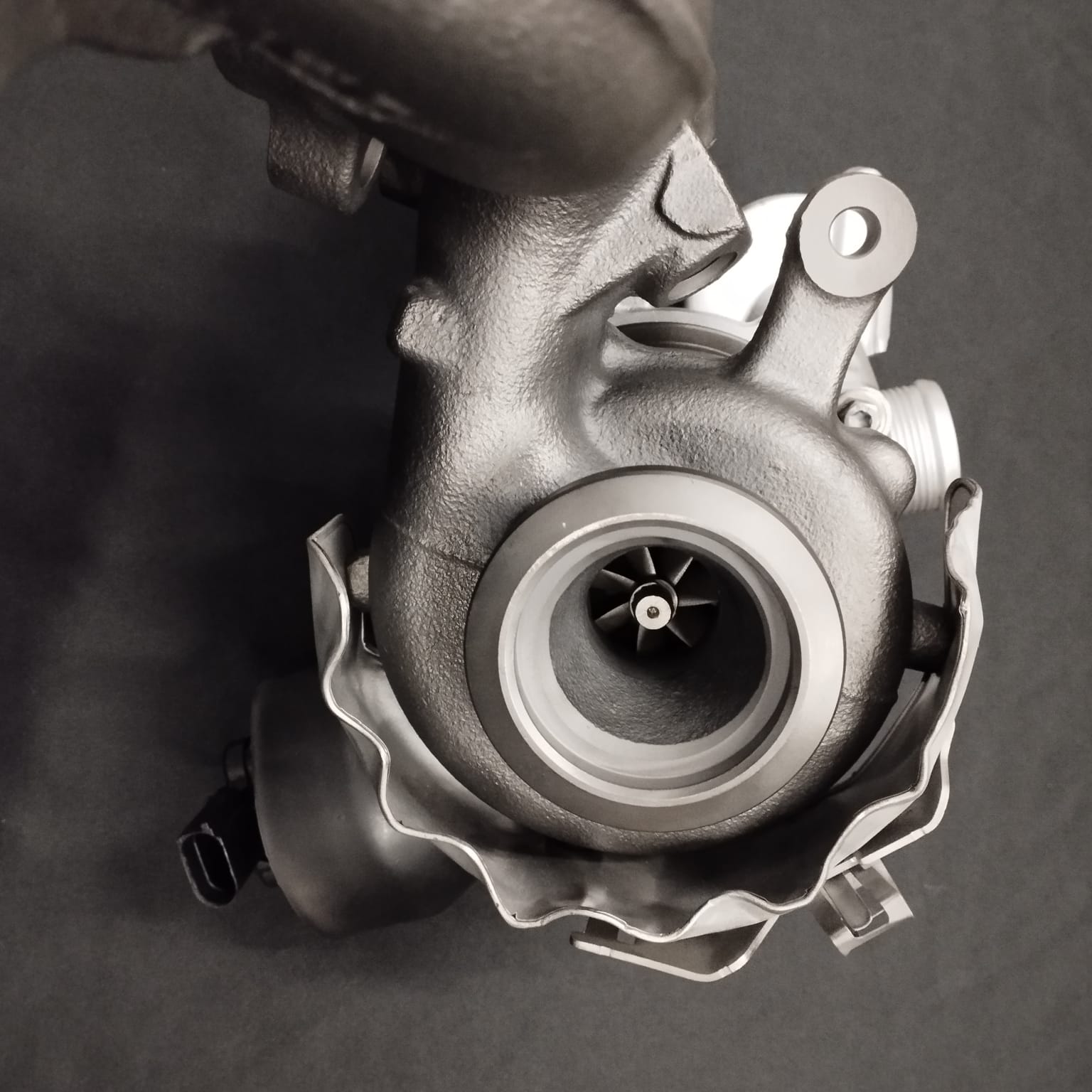 Turbo VW Passat Golf Skoda Superb 1.6 TDI 120CV 1635-970-0002